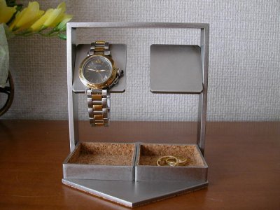 画像1: こじんまりとした腕時計スタンド　ステンレス透明シートバージョン