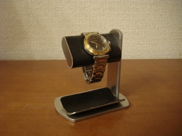 画像1: 腕時計スタンド　角度調整腕時計スタンド　プラスドライバーでだ円パイプの角度を変えられるブラック腕時計スタンド　トレイ付き 　N130221 (1)