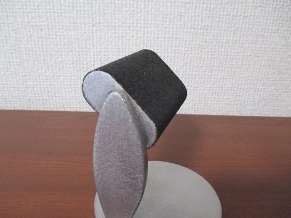 画像7: 腕時計スタンド　ブラックだ円支柱リーフ腕時計スタンド　 (7)