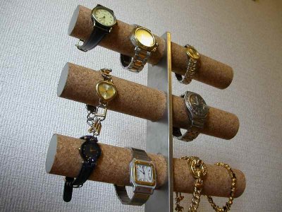 画像2: 腕時計スタンド　腕時計スタンド 手作り　腕時計スタンド 自作　腕時計スタンド おしゃれ　腕時計スタンド 8本　腕時計スタンド 複数　丸パイプ12本掛けロングトレイ付きウォッチスタンド