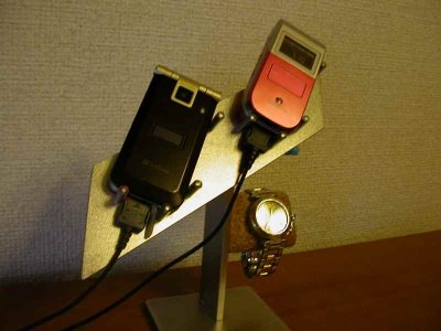 画像3: 充電ディスプレィ携帯電話＆腕時計スタンド