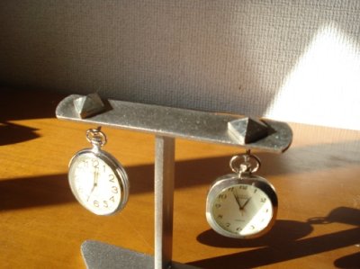画像3: 懐中時計ケース  2本掛け懐中時計スタンド　パート3
