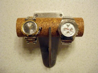 画像1: 腕時計スタンド　2本掛け壁付け腕時計スタンド